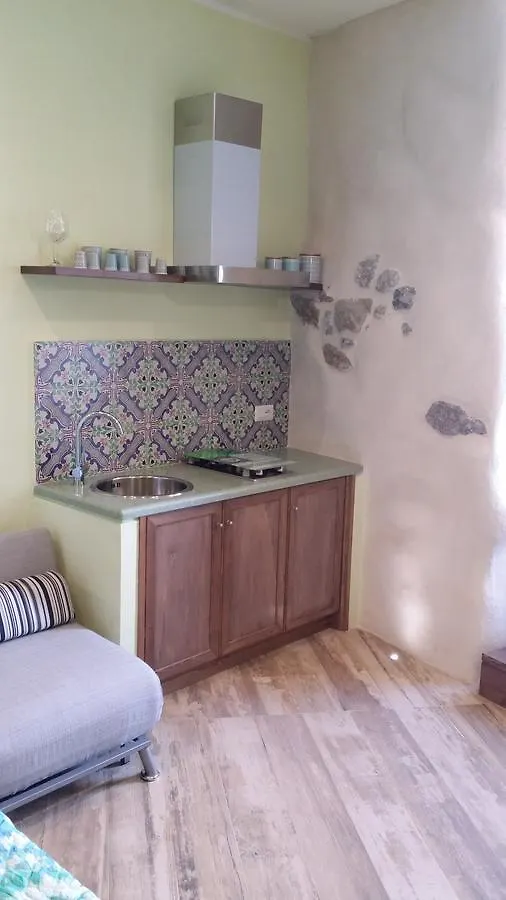 Balcone Sulla Spiaggia Cefalù Italië